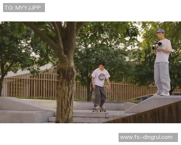 成都滑板队实力解析运动聚焦滑板运动的崛起与发展 成都滑板队实力解析运动聚焦滑板运动的崛起与发展