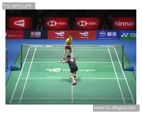 深入分析重庆滑板队区域防守战术及其在比赛中的应用与效果 深入分析重庆滑板队区域防守战术及其在比赛中的应用与效果